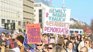 Demo gegen digitale Gewalt