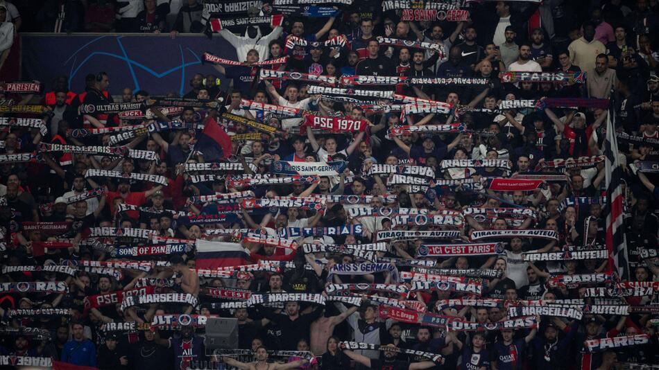 PSG-Fans vor dem Champions-League-Spiel gegen Borussia Dortmund.