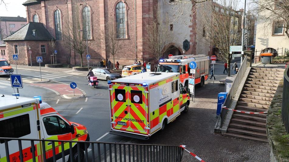 Gewalttat mit mehreren Schwerverletzten in Aschaffenburg