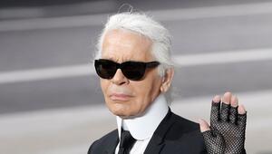 Letzte Schätze von Lagerfeld und Saint Laurent werden versteigert