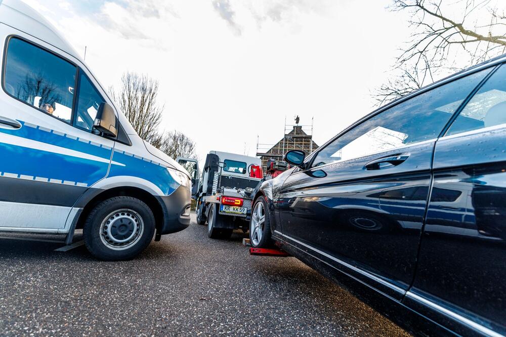 Razzia in Schleuser-Affäre in Krefeld