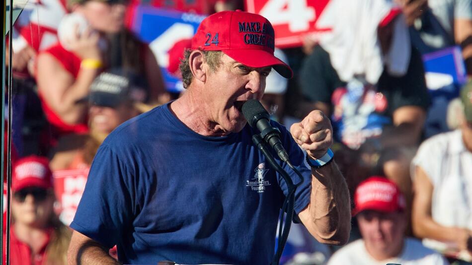 Dennis Quaid während einer Wahlkampfveranstaltung der Republikaner in Kalifornien.