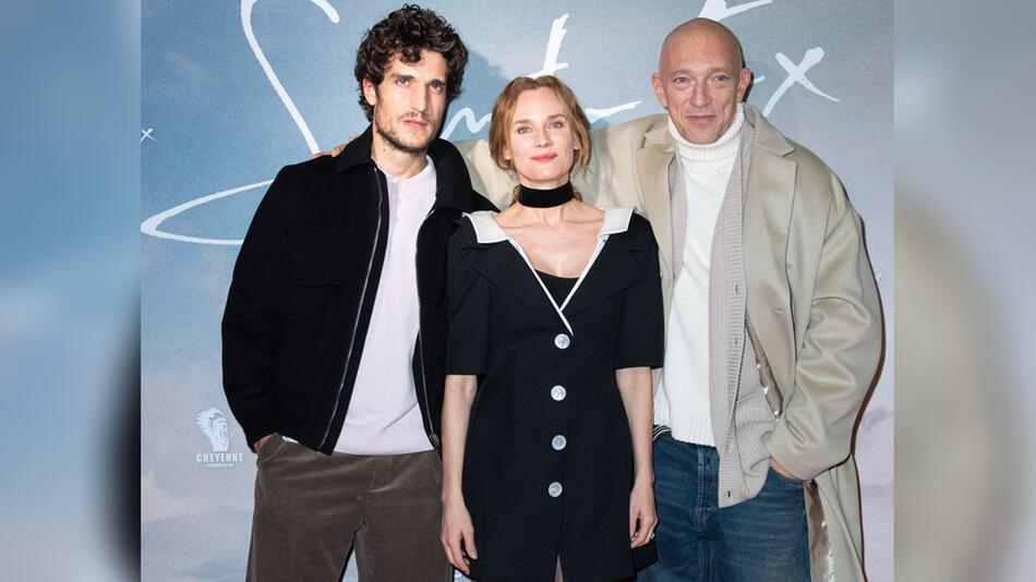 Loui Garrel, Diane Kruger und Vincent Cassel (re.) ließen sich zusammen auf der Pariser Premiere ...