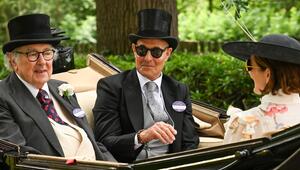 Stanley Tucci mit seiner Ehefrau Felicity Blunt und Lord Cavendish beim Royal Ascot.