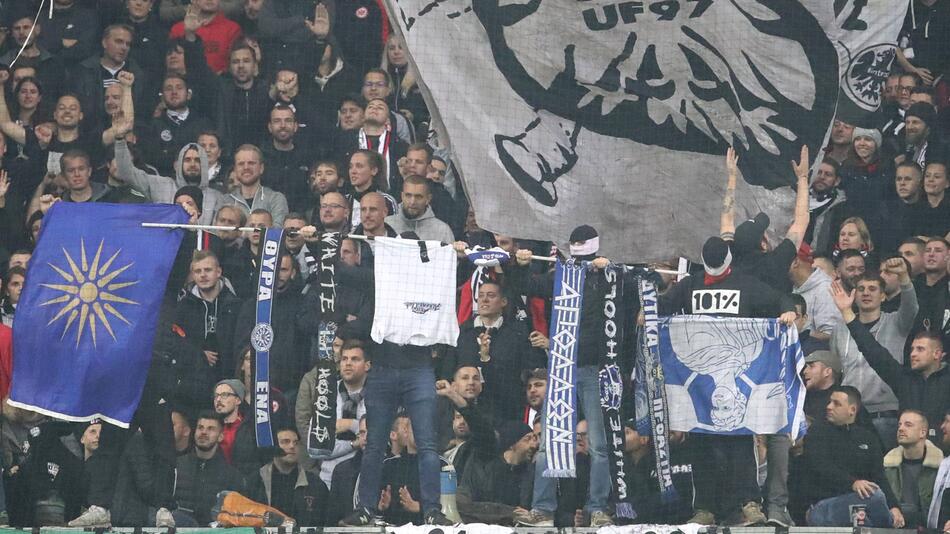 Eintracht Frankfurt - Apollon Limassol