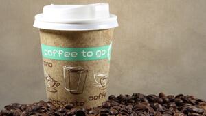 Coffee-To-Go-Becher entsorgen