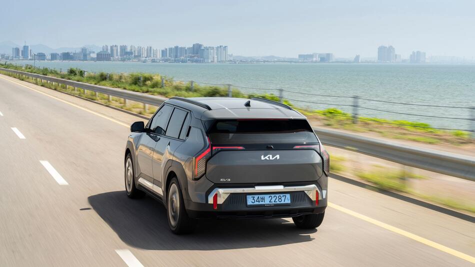 Kia EV3