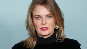 Emily Deschanel erinnert sich an ein verstörendes Erlebnis am Set, als plötzlich eine Hand auf ...