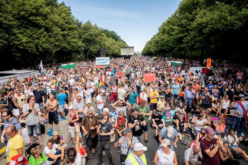 Klage nach Polizeieinsatz bei Demo gegen Corona-Maßnahmen