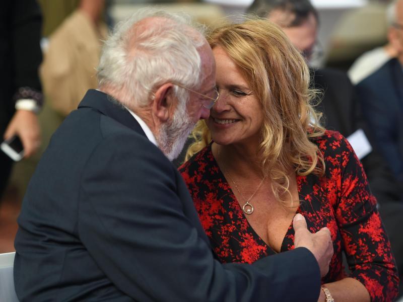 Dieter Hallervorden Steckbrief Bilder Und News Web De