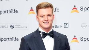 Mick Schumacher beim 52. "Ball des Sports" im Januar 2023.