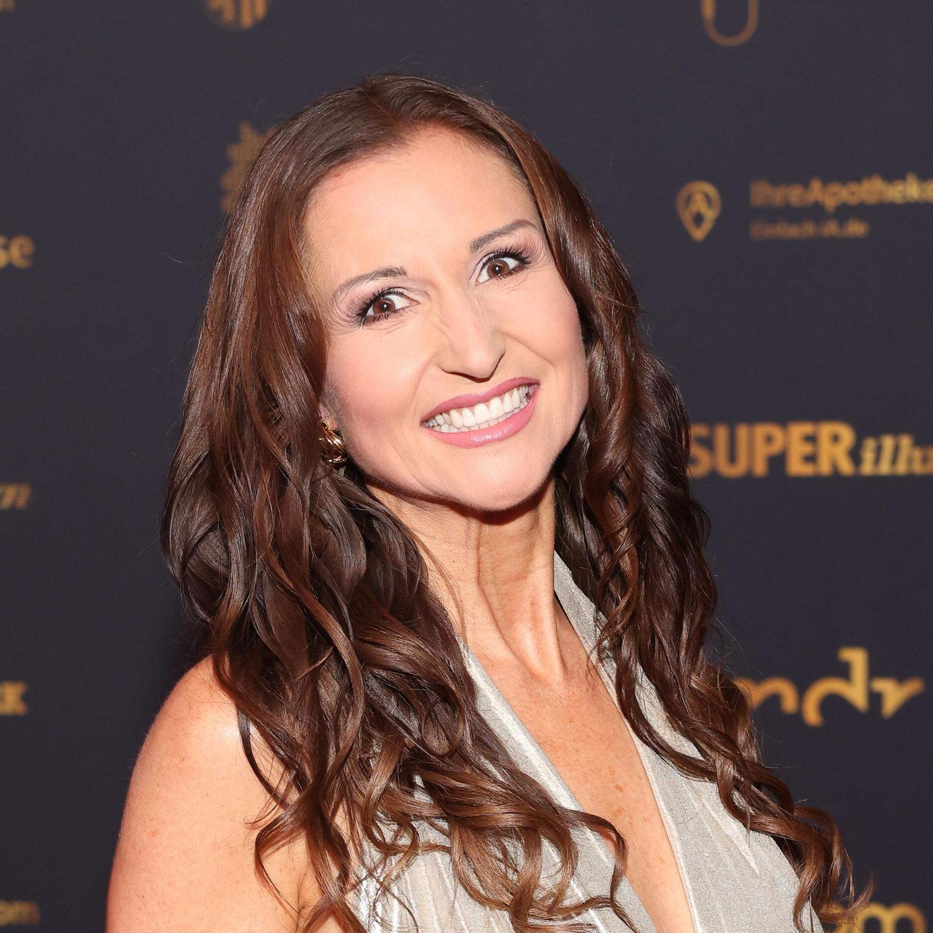 Anita Hofmann: Not-OP rettet Bühnenauftritte | WEB.DE