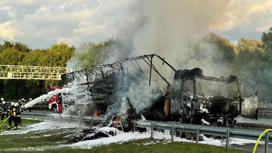 LKW-Brand auf A43 bei Sprockhövel