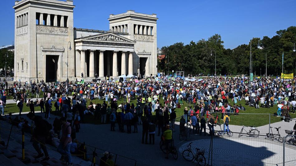 Aufruf zum Klimastreik von Fridays for Future - München