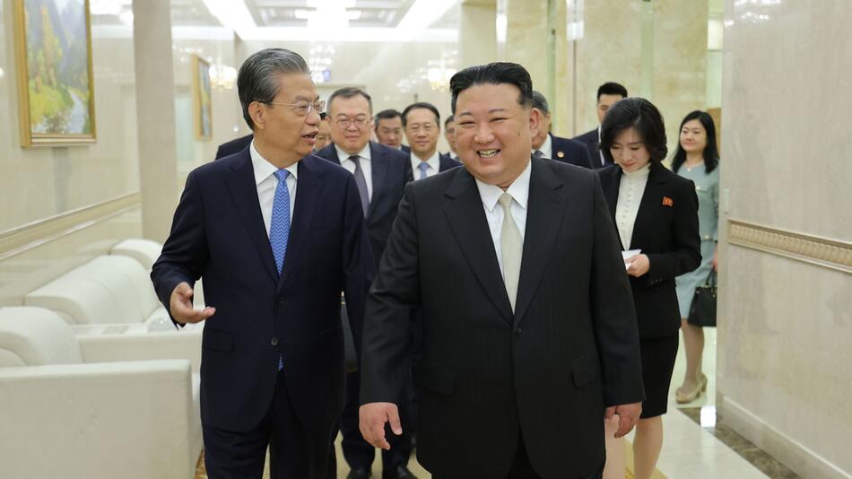 Hochrangige Delegation aus China in Nordkorea