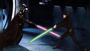 Darth Vader (l.) und Luke Skywalker im "Star Wars"-Film "Die Rückkehr der Jedi-Ritter".