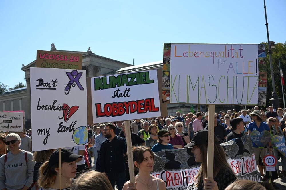 Aufruf zum Klimastreik von Fridays for Future - München