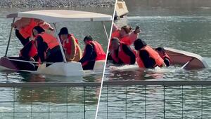 Überladen: Tretboot mit Touristen sinkt mitten auf See