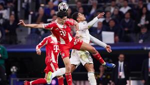 Aleksandar Pavlovic (links) und Jude Bellingham (rechts)