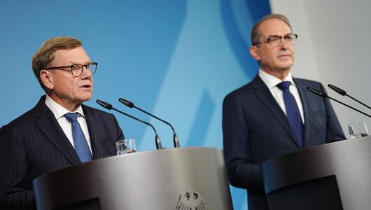 Statement Dobrindt und Wadephul zur Sprengstoff-Drohne