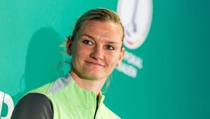 Alexandra Popp, Fußball
