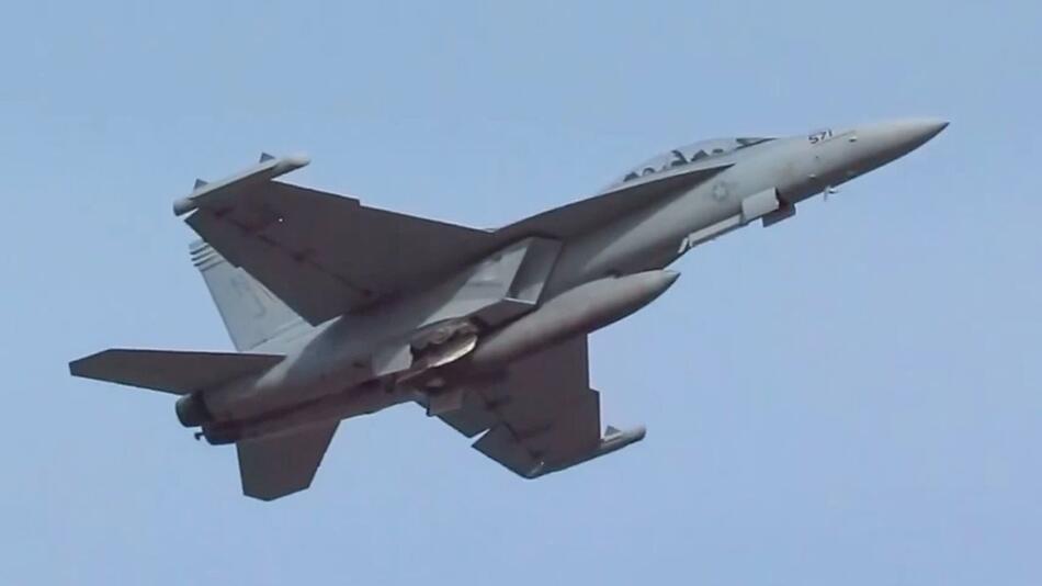 Navy Kampfjet, EA-18 Growler