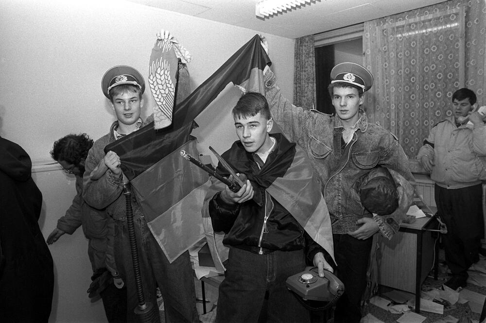 Vor 35 Jahren - Sturm auf die Stasi-Zentrale in Berlin