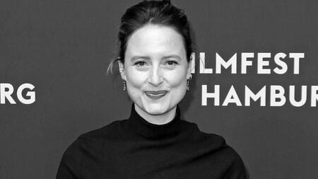 Traumschiff"-Darstellerin Wanda Perdelwitz stirbt nach Fahrradunfall |  WEB.DE