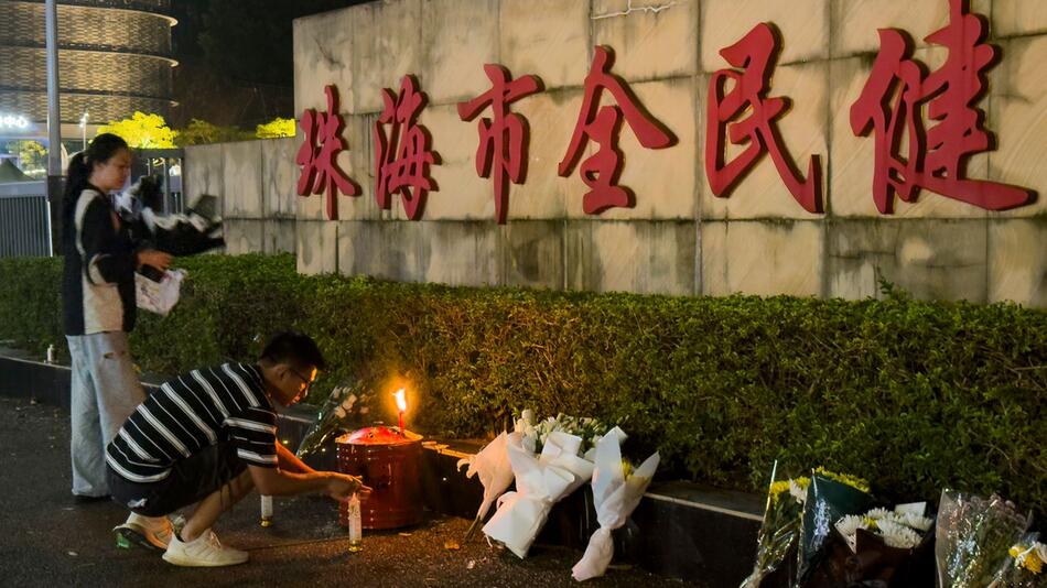 Autofahrer tötet mehrere Menschen in China