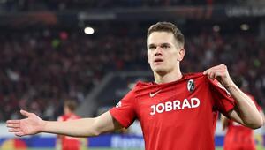 Matthias Ginter steht mit dem SC Freiburg im Viertelfinale der Europa League.