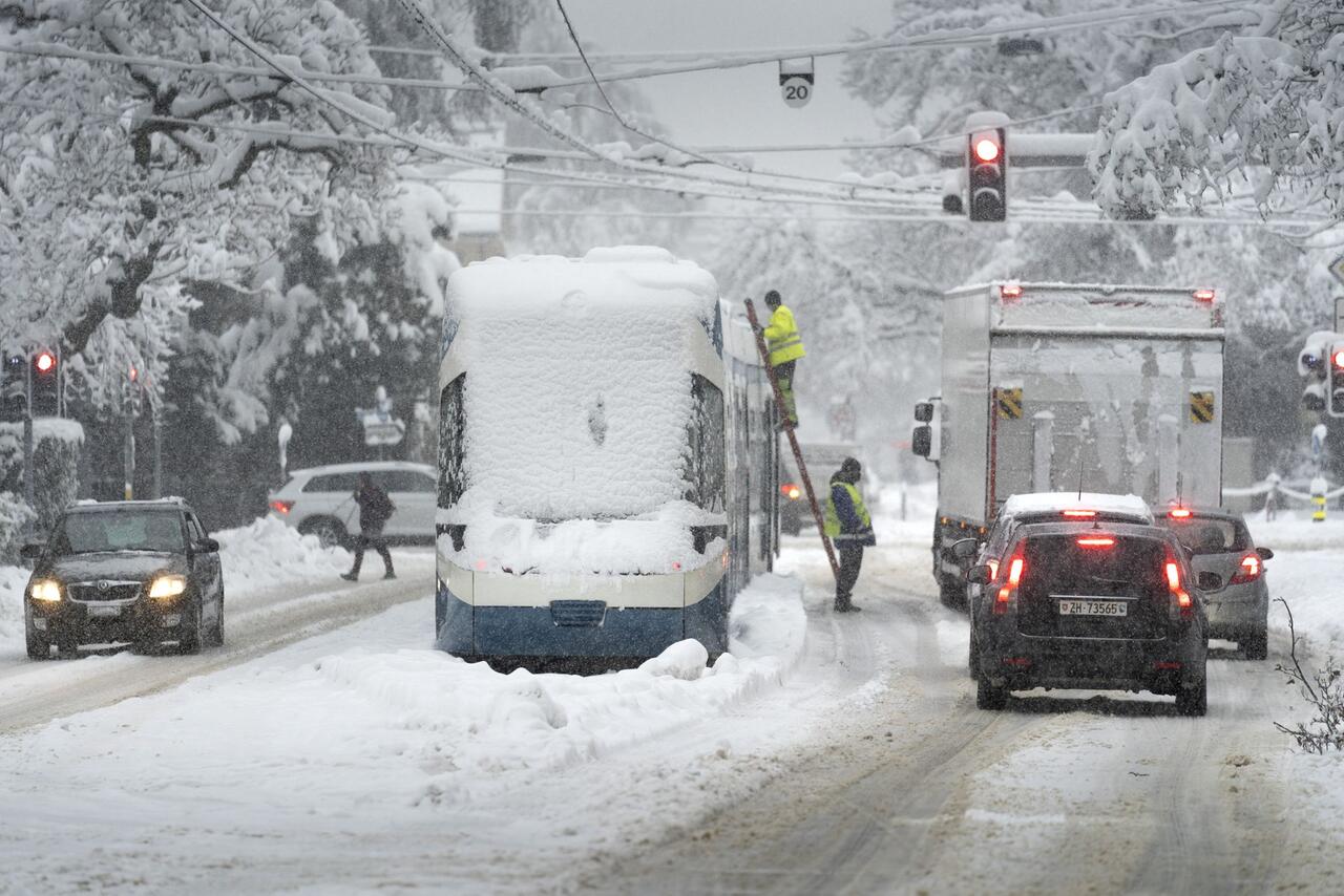 Bild zu Schnee in der Schweiz