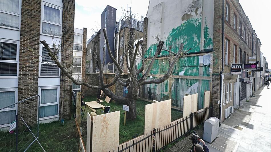 Schutz für Banksy-Motiv in London