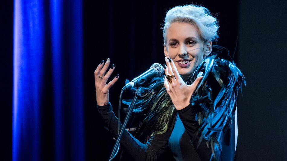 Österreichische Kabarettistin Lisa Eckhart von Festival ausgelade