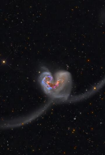 Antennen-Galaxien NGC 4038 und NGC 4039