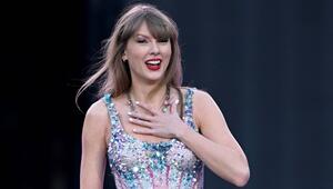Taylor Swift wird von den Fans für ihre Songtexte geliebt - hat sie dieses Talent von einer ...