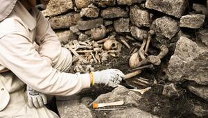 Altes Grab in peru entdeckt