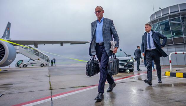 Kanzler Merz reist zum Arktis-Gipfel