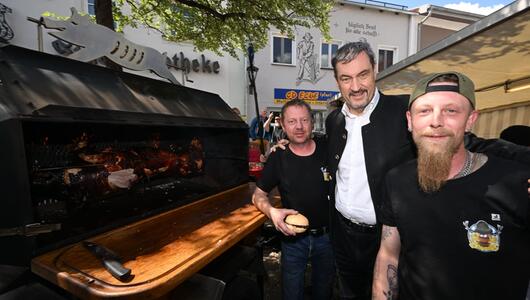 Schweine-Wettgrillen