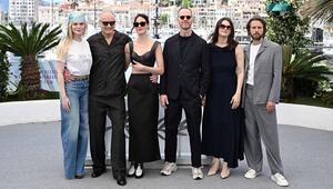 Regisseur Joachim Trier (2.v.r.) mit seinen Stars.