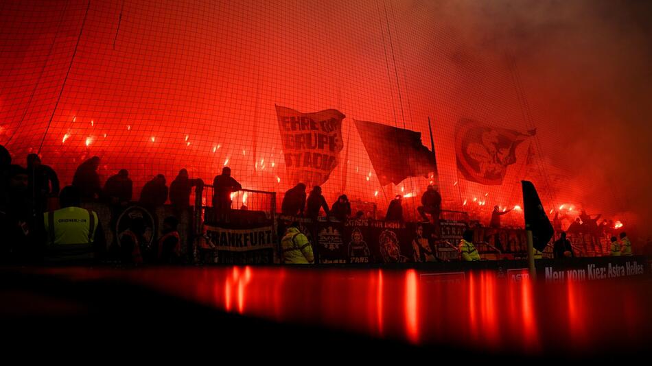 FC St. Pauli - Eintracht Frankfurt