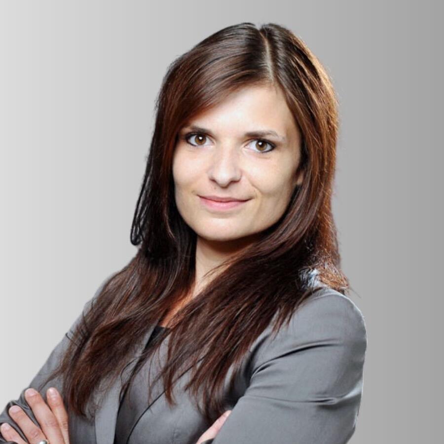 Glotripod leak this lady, Nikki, is both tempting and