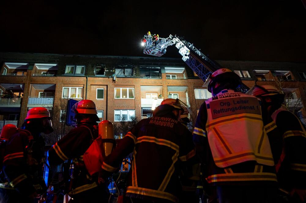 Brand in Dachgeschosswohnung in Hamburg