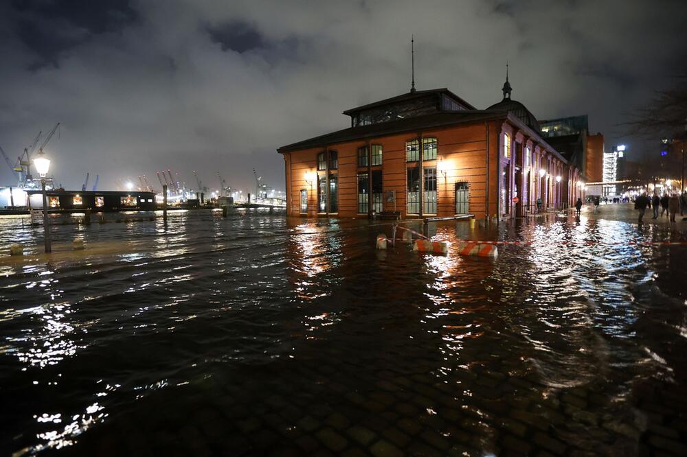 Sturmtief "Zoltan" - Hamburg