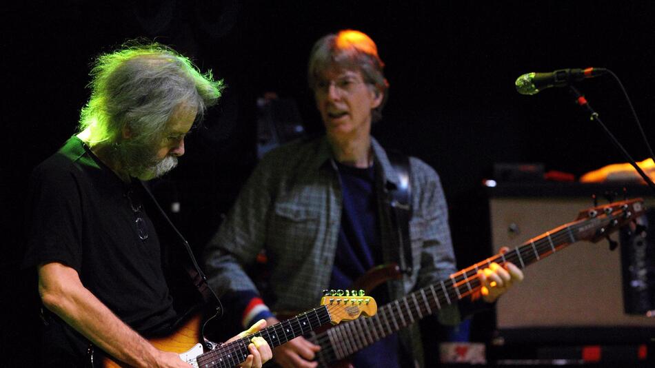 Bob Weir (links) und Phil Lesh (rechts)