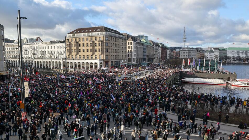 Demonstration zur Migrationspolitik - Hamburg