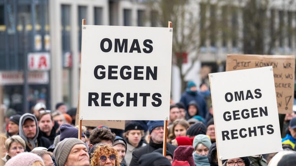 Demonstrationen gegen Rechtsextremismus - Neubrandenburg