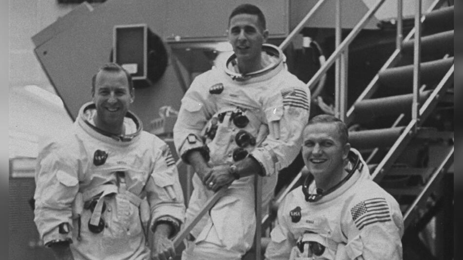 Die "Apollo 8"-Astronauten (von links): James Lovell, William Anders und Frank Borman im ...