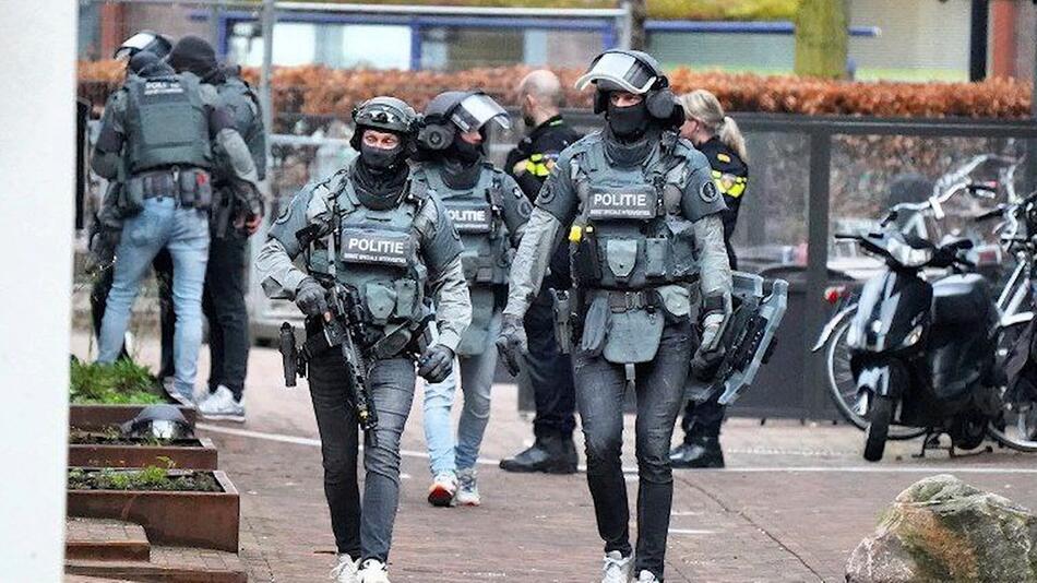 Geiselnahme in Niederlanden - Großeinsatz der Polizei