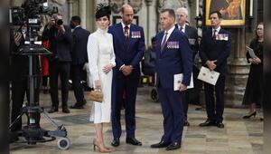 Prinz und die Prinzessin von Wales anlässlich des 80. Jahrestages des "Victory in Europe Day" ...
