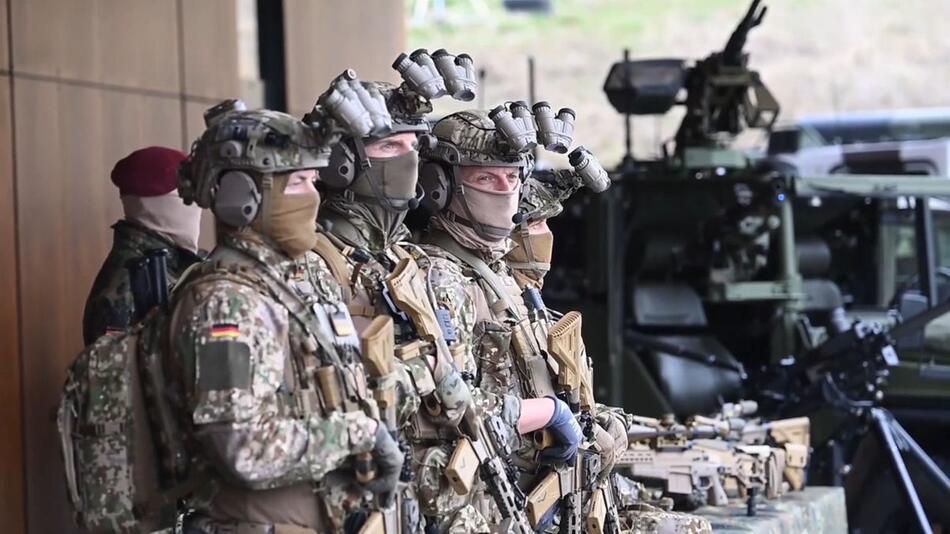 Reaktion auf Putin: Nato beschließt größtes Aufrüstungsprogramm seit Jahrzehnten